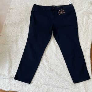 Roz & Ali Dark Blue Ankle Jeans
